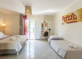 Cavos Beach House 3