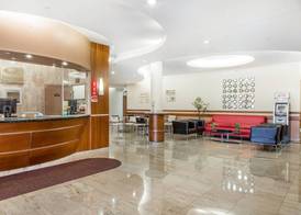 Econo Lodge West Haven 3
