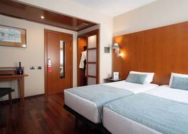 Hotel Ciutat Martorell 4