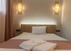 Hugo Hotel 5