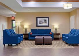 Comfort Suites Johnson City near University 2