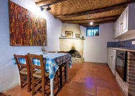 Kalavasos Square Apartments - With Access to Shared Pool 3 Minutes Walk 2