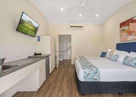 Caboolture Central Motor Inn 4