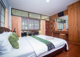 Mountain Resort Koh Lipe 2