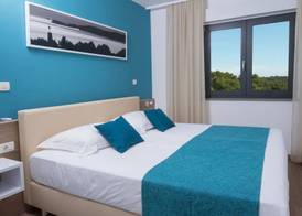 Aparthotel Punta Blu - POOL & SPA 4