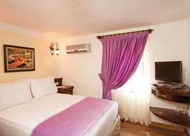 Cicerone Lodge Hotel 2