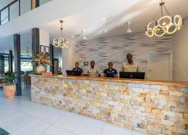 Waterfalls Lodge 3