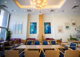 Grand Beach Hotel 4