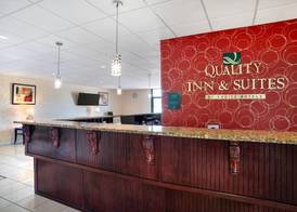 Quality Inn & Suites near Lake Eufaula 2