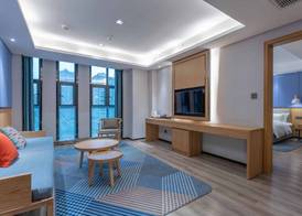 Holiday Inn Express Huangshi Cihu Lake by IHG 2