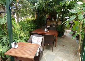 Anik Hotel 5