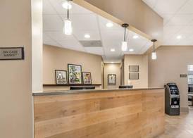 Country Inn & Suites by Radisson, Metairie New Orleans , LA 5