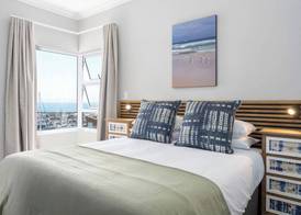Harbour Club 3