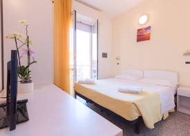 Hotel Paola Garden 4