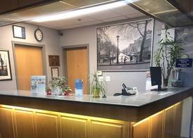 Days Inn by Wyndham Hinton 2