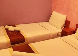 Your Hotel 4