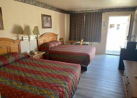 Lakeside inn & suites by OYO Mathis I 37 5