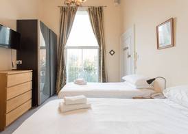 Amber Residence Hotel 4