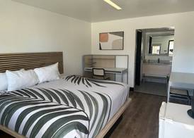 Sway Hotel Lake Havasu 4