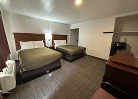 Llano Motel 5
