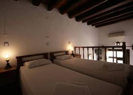 Chania Rooms 4