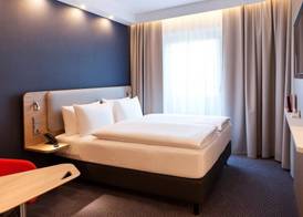 Holiday Inn Express MUNICH - OLYMPIAPARK by IHG 5
