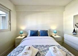 Tavira Central by Homing 5