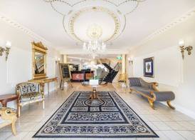 Canterbury International Hotel 2