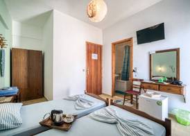 Lefteri's Rooms 4