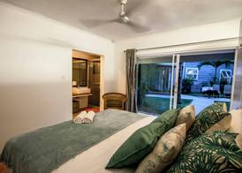 Red Coconut Self-Catering 4