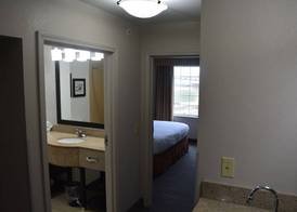 Country Inn & Suites by Radisson, Oklahoma City - Quail Springs, OK 5