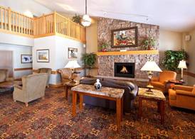 AmericInn by Wyndham Anamosa 5