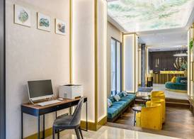 Emerald Downtown Luxury Suites by Continental Group 4