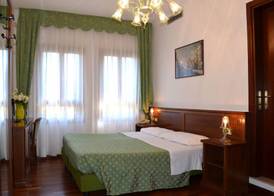 Hotel Villa Cipro 4