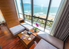 Grand Tourane Hotel Da Nang 5