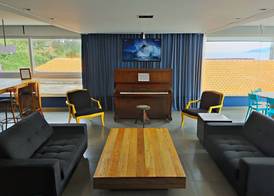 Cris Hotel 4