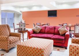 Days Inn & Suites by Wyndham Marquez 2