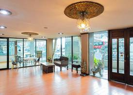SK Boutique Mahanakhon 3