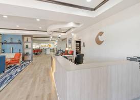 Comfort Suites Pecos 3