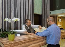 Science Hotel 2