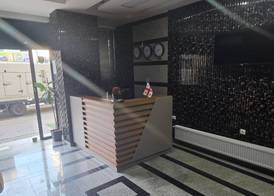 Hotel Corner 5