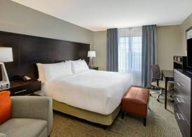 Staybridge Suites BENTON HARBOR - ST. JOSEPH by IHG 3