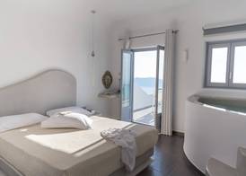 Unique Suites 4