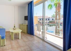 Apartamentos Karina 5
