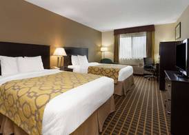 Baymont by Wyndham Harvard 4