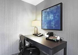 Holiday Inn Express & Suites CALGARY by IHG 4