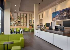 Super 8 by Wyndham Mainz Zollhafen 3