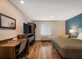 WoodSpring Suites Inverness 5