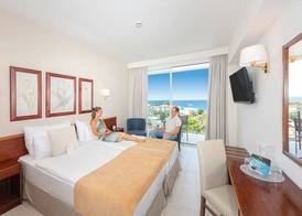 allsun Hotel Cormoran 4