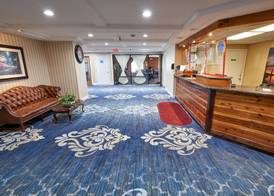 Ambassador Inn and Suites 4